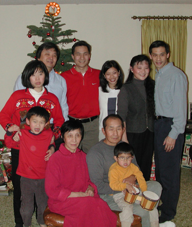 Robert and Laura's extended family (layer 2)