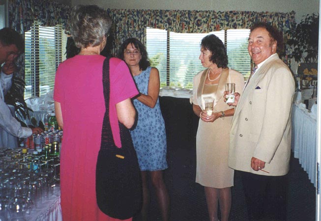 Penny, Susan, Julia and Edward Gil