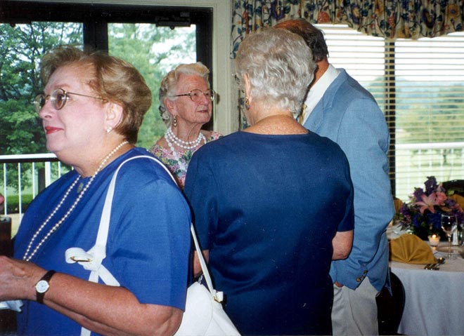 Pat, Granmary, Suzanne, and Tom McAvoy